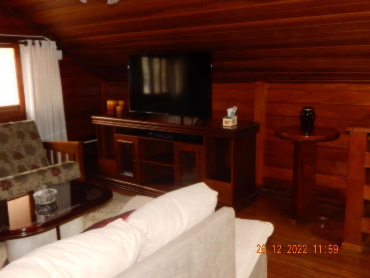 伊塔蒂亚亚Casa De Campo Em Penedo - Rj别墅 外观 照片